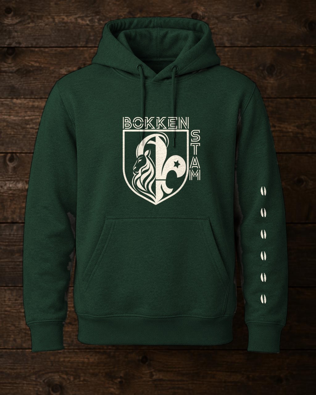 Donkergroene Bokkenstam hoodie met het Bokkenstam-logo op de borst en bokkenhoeven langs de mouw